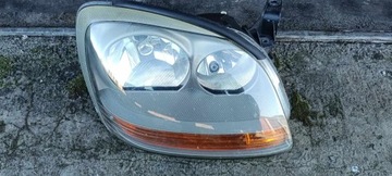 Lampa przednia prawa nissan almera tino. 