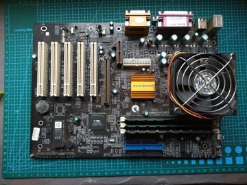 Zestaw Retro PC K7VZA R3.0 768M RAM Athlon 1700+