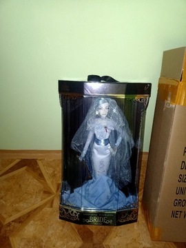 Disney Store LE 17" Haunted Mansion Bride  NRFB 