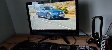 Komputer w monitorze