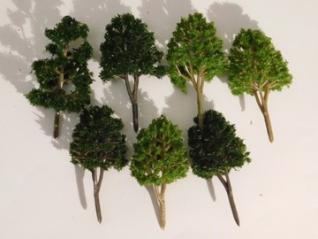 Zestaw 7 drzewek 7,5-8 cm (1)