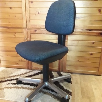 Krzesło biurowe Dauphin