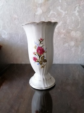 Duży wazon w róże porcelana Chodzież PRL 