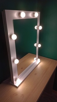 Lustro do wizażu STYLE Slim Rama 60/75 8_żarówek LED + Podstawa