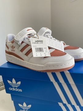 Adidas Forum Low w rozmiarze EU 43 1/3