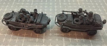 Schwimmwagen 1/43 z załogą