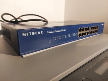 Switch Netgear 16xGE - JFS516 