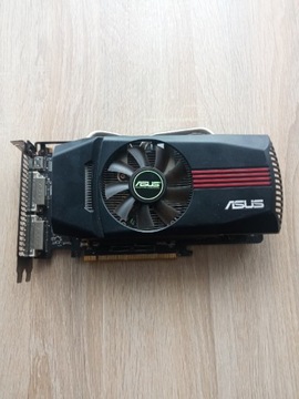 Uszkodzona karta graficzna Asus GTX 560 1 GB 