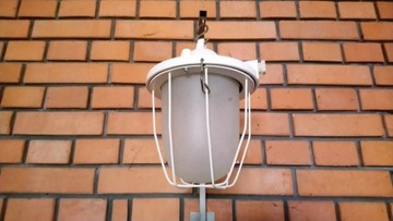 Lampa metalowa bakelit loft biała klosz mat. 100W