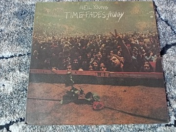 Neil Young -Time Fades away 