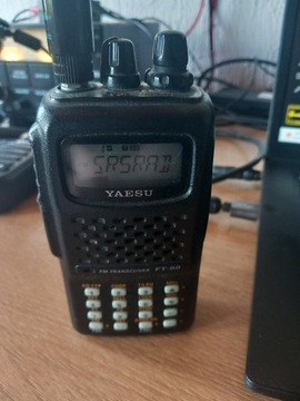 Yaesu ft-60 stan db, nowa bateria i antena