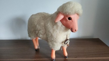 Stare zabawki - Duża Owca