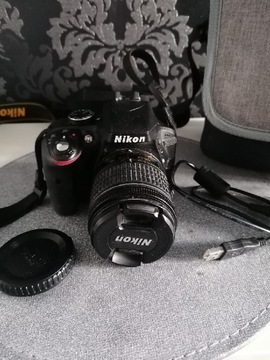 Aparat Nikon 3300 