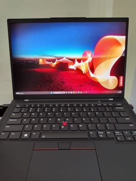 Lenovo ThinkPad X1 Carbon GEN 10 ekran dotykowy 