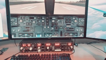 Panel autopilota B737-700