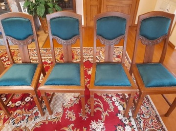 Zabytkowe krzeseła / secesja
