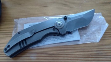 Nóż WE Knife Thug, Tytan, CPM 20CV, frame lock