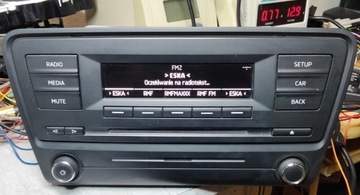 5E0035887 radio Skoda Octavia III polskie menu