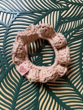 Scrunchie gumka na szydełku Anelka