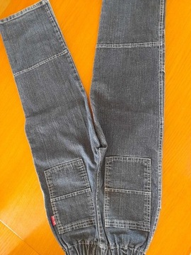 spodnie chłopięce jeansowe rozmiar 134