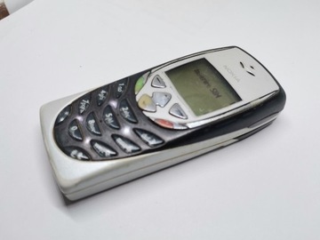 TELEFON NOKIA 8310 KLASYK DO KOLEKCJI