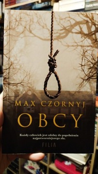 Max Czornyj - Obcy