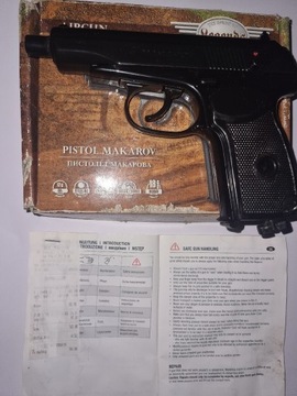 Pistolet wiatrówka,gazowy Makarov Umarex Legends 