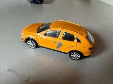 Samochód Audi Q3 Rastar - Model 1:43