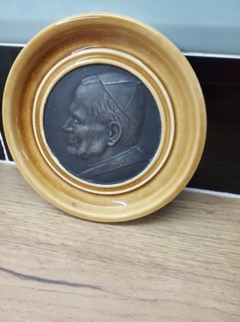 Porcelana talerz zawieszka Jan Paweł II rękodzieło