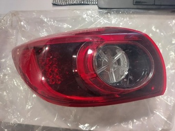 Lampa Tyl prawa Mazda 3