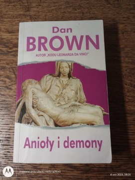 Anioły i Demony. Dan Brown 