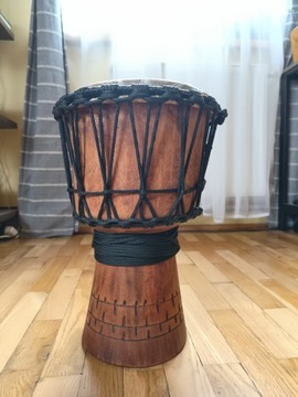 Djembe, ręcznie robione, nowa skóra i naciag