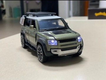 Land Rover Defender efekty dźwiękowe i świetlne 