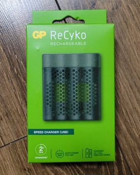 Ładowarka GP ReCyko (USB) M451 do 4  AA / AAA NOWA