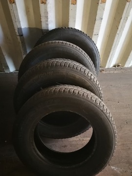 opony zimowe 235/65R17