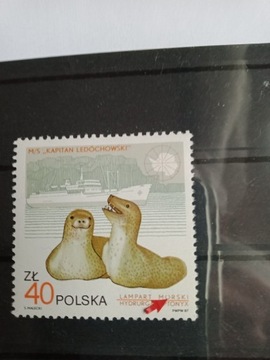 Fi 2933**Polska Stacja na Antar.