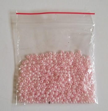 Drobne koraliki 40g średnica 5 mm