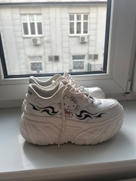 Buty Sanrio Hello Kitty na dużej platformie