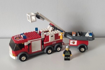 Lego City 7239 Wóz strażacki