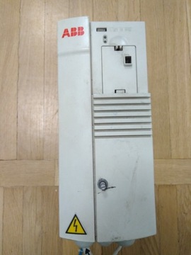 Falownik ABB ACS401000632