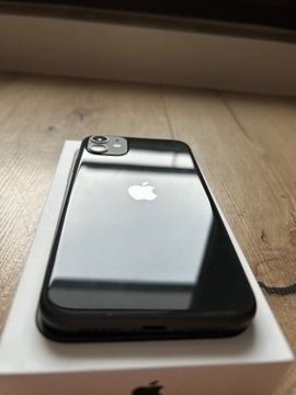 Smartfon Apple iPhone 11 4 GB / 64 GB Czarny