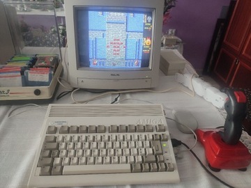 Amiga 600 / 500 / C64
