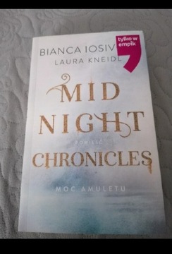 Książka "Mid night powieść Chronicles-Moc amuletu"