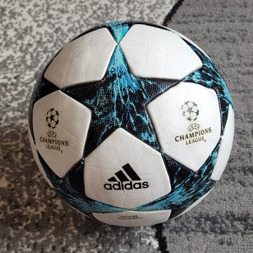 Piłka Adidas OMB Ucl Finale 17 Official Match Ball