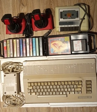 Commodore 64 zestaw sprawny