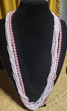 Naszyjnik z różowych perelek
