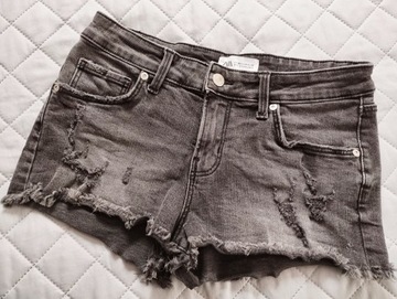 Zara krótkie czarne spodenki jeans Rozmiar S / 36