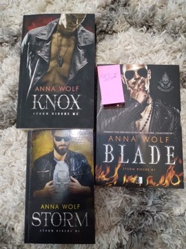 Anna Wolf Blade, Knox, Storm