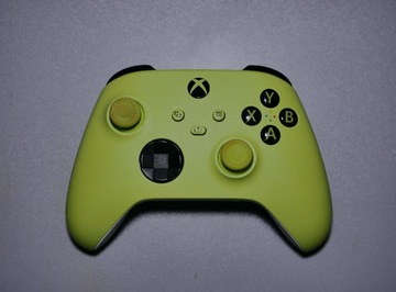 Pad do microsoft xbox series / one electric volt