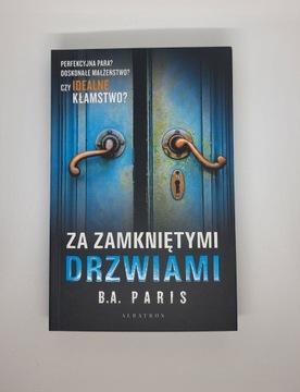 Za zamkniętymi drzwiami